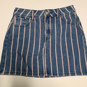 PAC SUN Jean mini skirt women size 26 blue and white striped denim cotton.